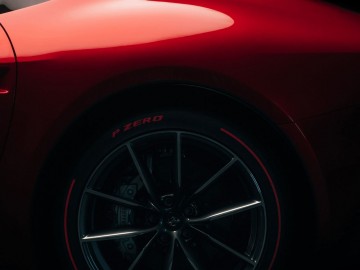 Ferrari Omologata – Tylko jeden 